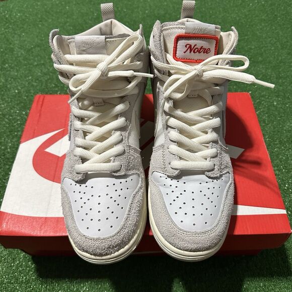Nike dunk high Notre light orewood brown Size 10